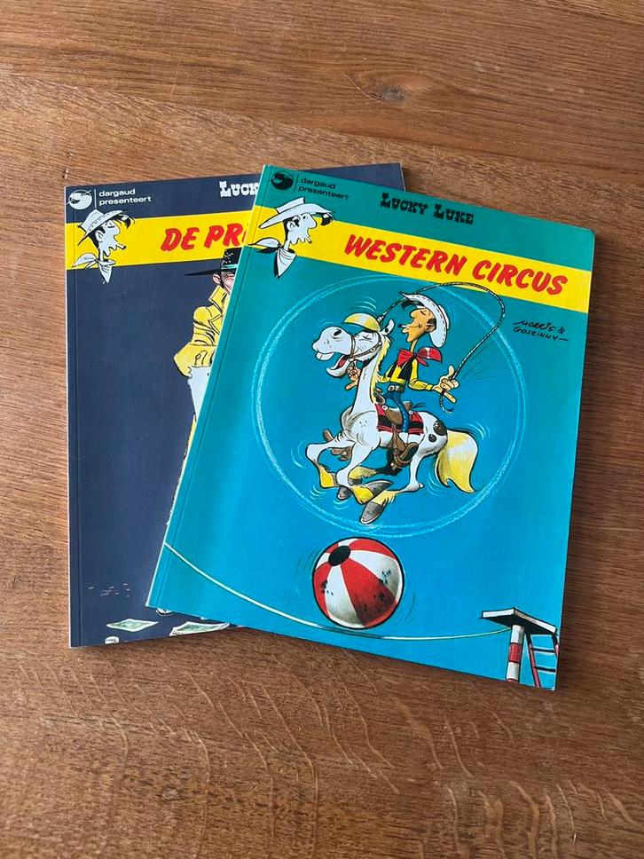 2 x LUCKY LUKE - WESTERN CIRCUS 1970 en DE PREMIEJAGER 1972, Boeken, Stripboeken, Gelezen, Meerdere stripboeken, Ophalen of Verzenden