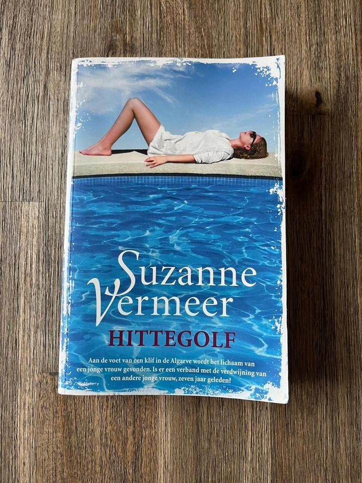 Suzanne Vermeer - Hittegolf, Boeken, Thrillers, Zo goed als nieuw, Ophalen of Verzenden