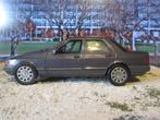 1/25 Ford Sierra - Schabak met Ford Dealerverpakking, Hobby en Vrije tijd, Modelauto's | 1:24, Ophalen of Verzenden, Gebruikt
