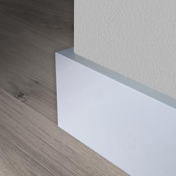 Alle plinten voor spotprijzen! beschikbaar voor biedingen
