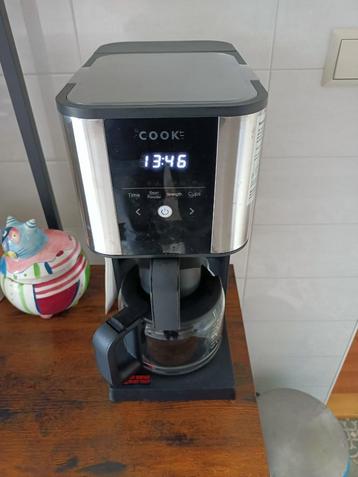 COOK-IT Koffiemachine met Bonen en Filterkoffier beschikbaar voor biedingen