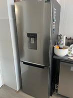 Samsung koelkast met waterdispenser, Witgoed en Apparatuur, Koelkasten en IJskasten, 200 liter of meer, Met aparte vriezer, Zo goed als nieuw