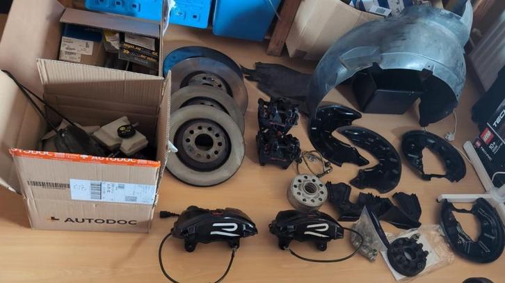 Big brake kit VW Golf 7 GTI R 8 A3 S3 Passat Leon EBC, Auto-onderdelen, Remmen en Aandrijving, Audi, Seat, Volkswagen, Skoda, Gebruikt