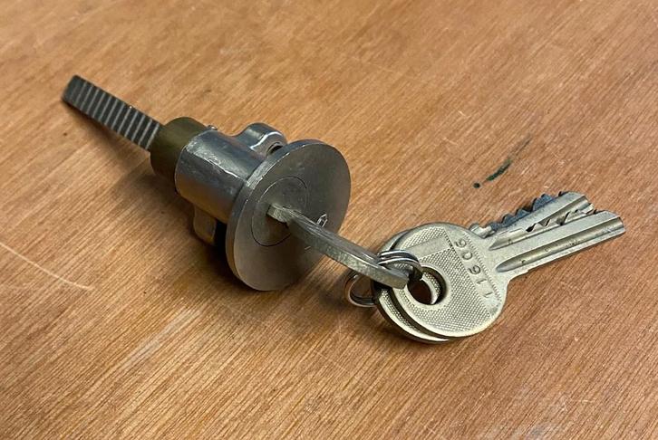 Div- Dag en Nacht Sloten/ Cilinder Sloten/ Hangslot en meer, Doe-het-zelf en Verbouw, Hang- en Sluitwerk, Nieuw, Slot, Chroom