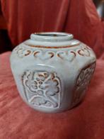 Mobach gemberpot vaasje wit aardewerk hoogte 10 cm, Ophalen of Verzenden