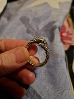 Mooie silk ring,maat ongeveer 18.50, Sieraden, Tassen en Uiterlijk, Ringen, Ophalen of Verzenden, Zo goed als nieuw