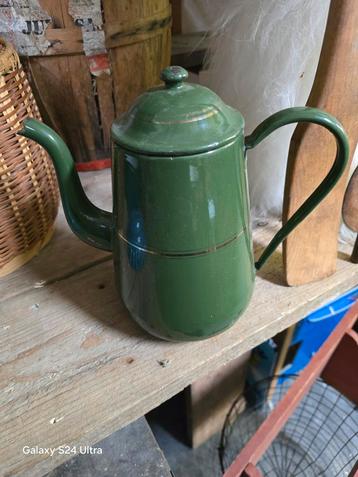 Emaille Koffie Kan  beschikbaar voor biedingen