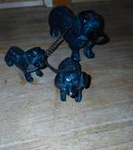 Gietijzere teckel met puppy's, Antiek en Kunst, Antiek | Speelgoed, Ophalen of Verzenden