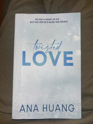 Twisted Love - Ana Huang beschikbaar voor biedingen