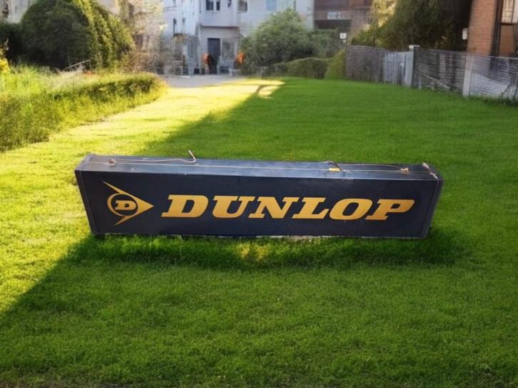 Toffe Dunlop banden lichtbak, lichtreclame., Verzamelen, Merken en Reclamevoorwerpen, Gebruikt, Lichtbak of (neon) lamp, Ophalen