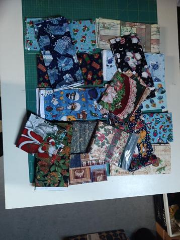 quiltstofjes knipstofjes kerststofjes beschikbaar voor biedingen