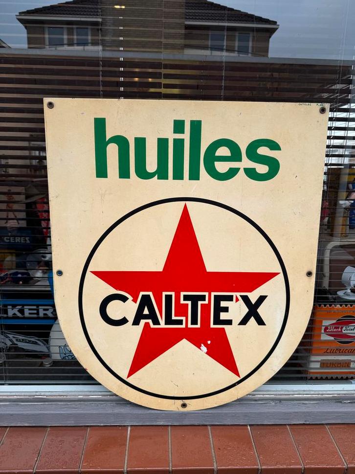 Vintage Caltex Huiles Reclamebord XL 1964, Verzamelen, Merken en Reclamevoorwerpen, Gebruikt, Reclamebord, Ophalen of Verzenden