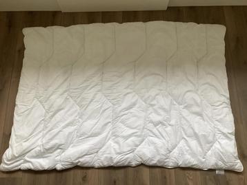 Dekbed 140x200 beschikbaar voor biedingen