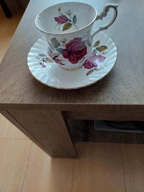 Rosina Bone China Theekopje met Schotel - Vintage Engels, Antiek en Kunst, Antiek | Porselein, Ophalen of Verzenden