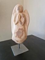Mooi decoratief beeld, Ophalen