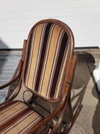 OPRUIMING! Toffe vintage manou rotan schommelstoel., Ophalen, Gebruikt, ., .