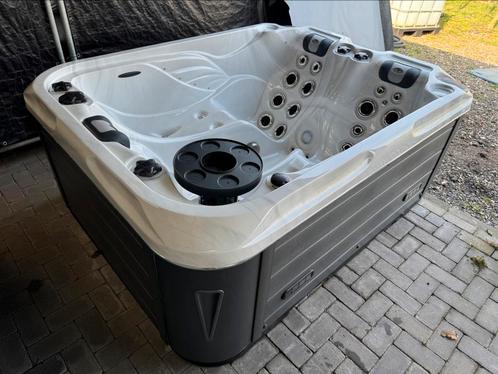 Jacuzzi gebruikt Passion Spa Soulmate 3-pers 2-lig Balboa, Tuin en Terras, Bubbelbaden en Hottubs, Nieuw, Filter, Ophalen of Verzenden