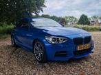 BMW M135i - VOLLE SJAAK - 385PK, Auto's, Automaat, Achterwielaandrijving, 1250 kg, Zwart