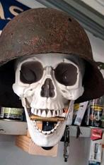 Wo2 Duitse helm m40 Waffen SS

uit WO2

originele verf nog z, Ophalen of Verzenden, Landmacht, Duitsland, Helm of Baret