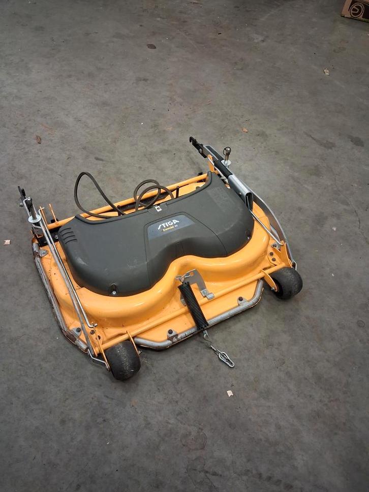 maaidek combi 95 stiga park frontmaaier, Tuin en Terras, Grasmaaiers, Gebruikt, Elektrische grasmaaier, 40 t/m 49 cm, Cirkelmaaier
