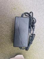Fiets oplader mini 42v-2A. 3pin aansluiting (nieuwe), Ophalen, Nieuw, Algemeen, Zadel