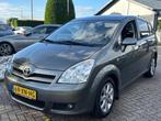 Toyota Verso 1.8 VVT-i Dynamic Trekhaak 2007 Hoogzitter, Auto's, 13 km/l, 1330 kg, Gebruikt, 4 cilinders