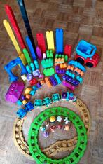 >150 megabloks plus rails en poppetjes, Ophalen, Gebruikt, Megabloks