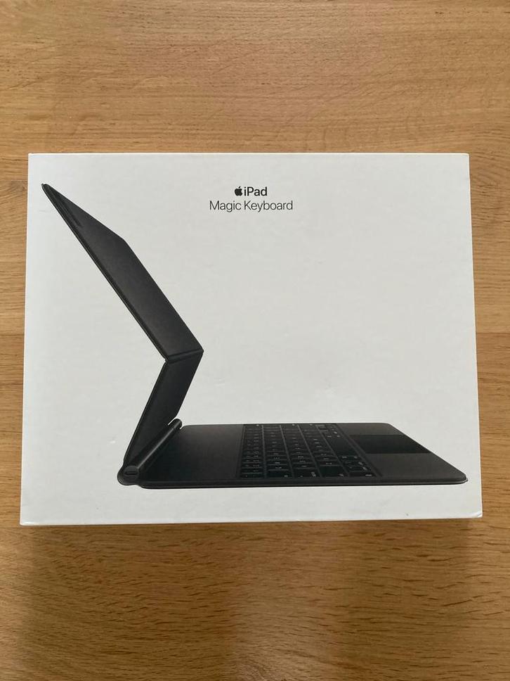 Magic Keyboard voor Ipad Air 13 inch, Computers en Software, Apple iPads, Zo goed als nieuw, 13 inch of meer, Ophalen