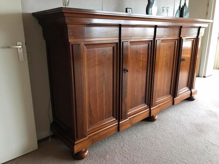 Massief mahonie kast, Huis en Inrichting, Kasten | Dressoirs, Zo goed als nieuw, 200 cm of meer, 50 tot 75 cm, Met lade(s), Met deur(en)