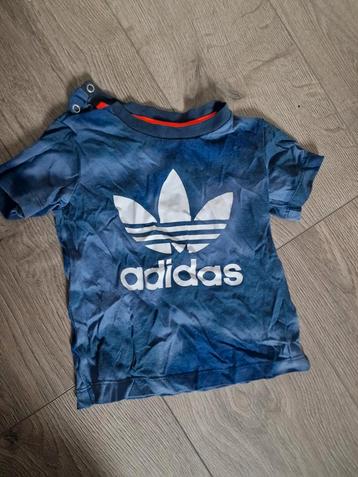 Adidas T-shirt Maat 86 beschikbaar voor biedingen