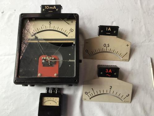 Een ampèremeter met drie meeteenheden en een millivoltmeter, Doe-het-zelf en Verbouw, Meetapparatuur, Verzenden