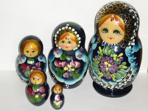 Matroesjka Russische Houten Poppentjes 5 Stuks, Verzamelen, Poppetjes en Figuurtjes, Zo goed als nieuw, Ophalen