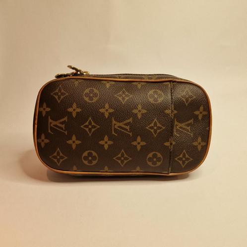 Louis vuitton Crossbody Mono Brown 2000, Sieraden, Tassen en Uiterlijk, Tassen | Schoudertassen, Gebruikt