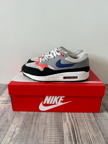 Nike Air Max 1- white/volt sea grass black women 42,5 beschikbaar voor biedingen