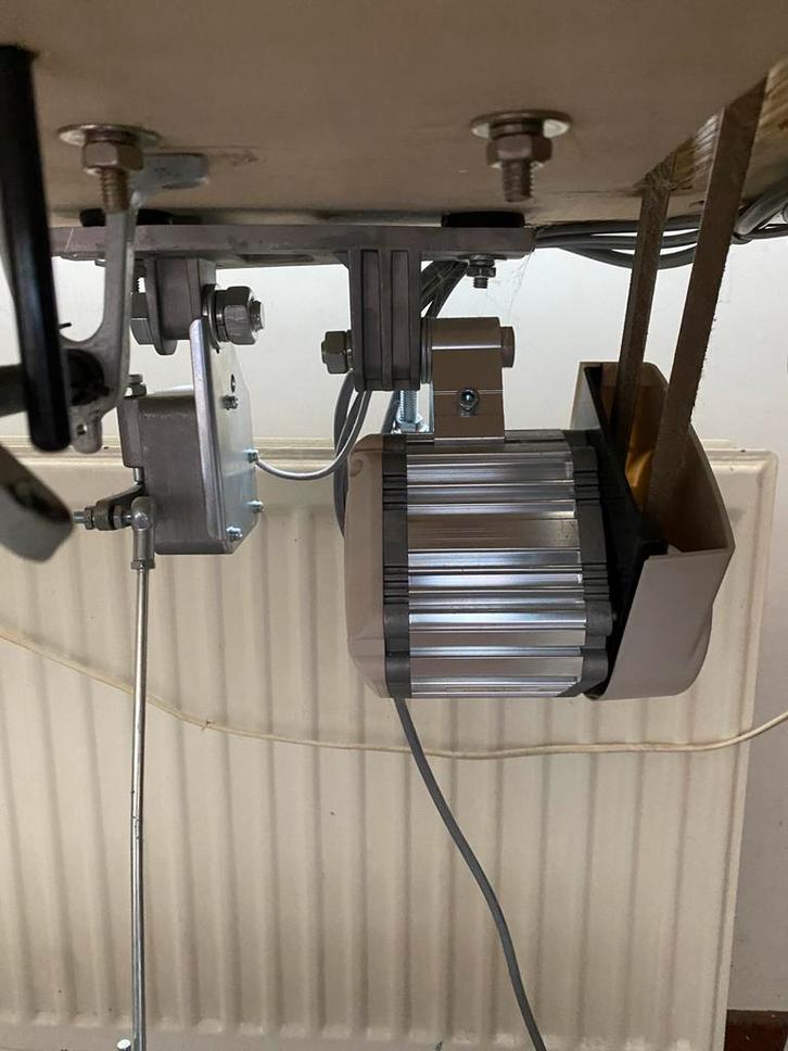 Industrie naaimachine, Hobby en Vrije tijd, Naaimachines en Toebehoren, Zo goed als nieuw, Naaimachine, Overige merken, Ophalen of Verzenden