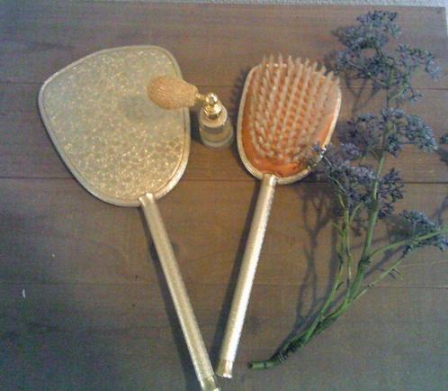 Vintage toiletset/kapset in goudkleur borstel en spiegel kap, Antiek en Kunst, Curiosa en Brocante, Ophalen of Verzenden