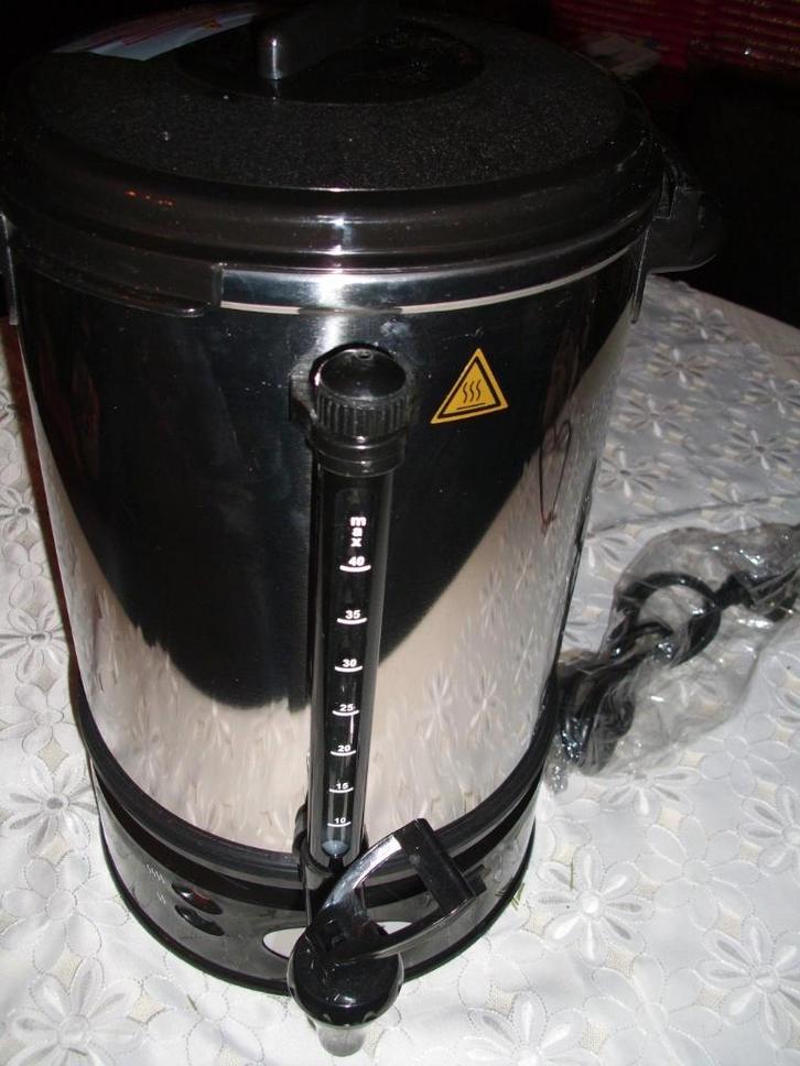 GROOT KOFFIE ZET APPARAAT PLM 55/60 KOPPEN. PERCULATOR, Witgoed en Apparatuur, Koffiezetapparaten, Nieuw, Gemalen koffie, Koffiemachine