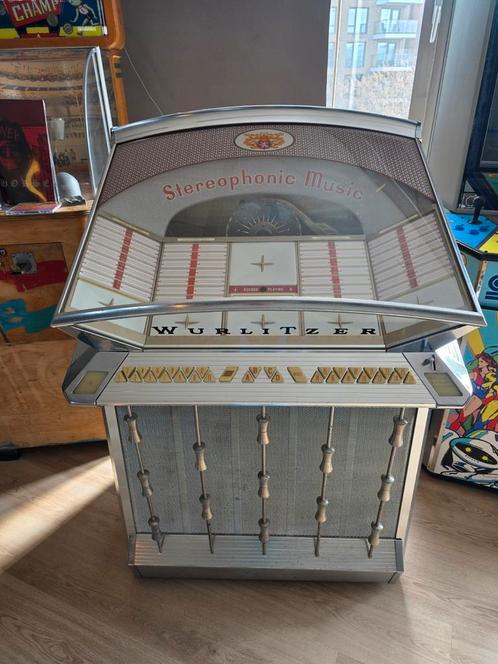 Wurlitzer Jukebox 2504 incl. Singles, Verzamelen, Automaten | Jukeboxen, Gebruikt, Wurlitzer, 1960 tot 1970, Met singles, Ophalen
