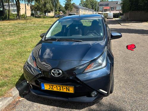 Toyota Aygo 1.0 12V Vvt-i Ddrs 2016 Blauw, Auto's, Toyota, Particulier, Aygo, Benzine, B, Hatchback, Handgeschakeld, Origineel Nederlands