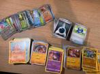 800 Pokémon kaarten, Verzenden, Zo goed als nieuw, Meerdere kaarten, Foil