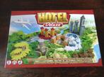 Hotel De Luxe Bord Spel, Hobby en Vrije tijd, Gezelschapsspellen | Bordspellen, Een of twee spelers, Ophalen of Verzenden, Zo goed als nieuw