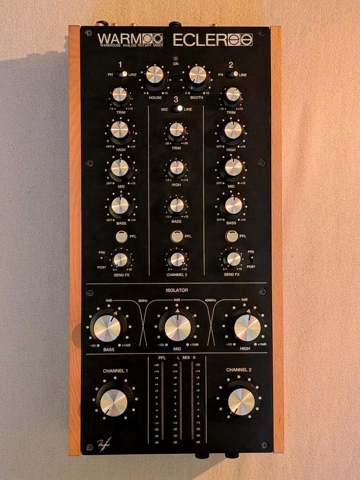 Ecler Warm2 Rotary Mixer, Muziek en Instrumenten, Dj-sets en Draaitafels, Zo goed als nieuw, Ophalen