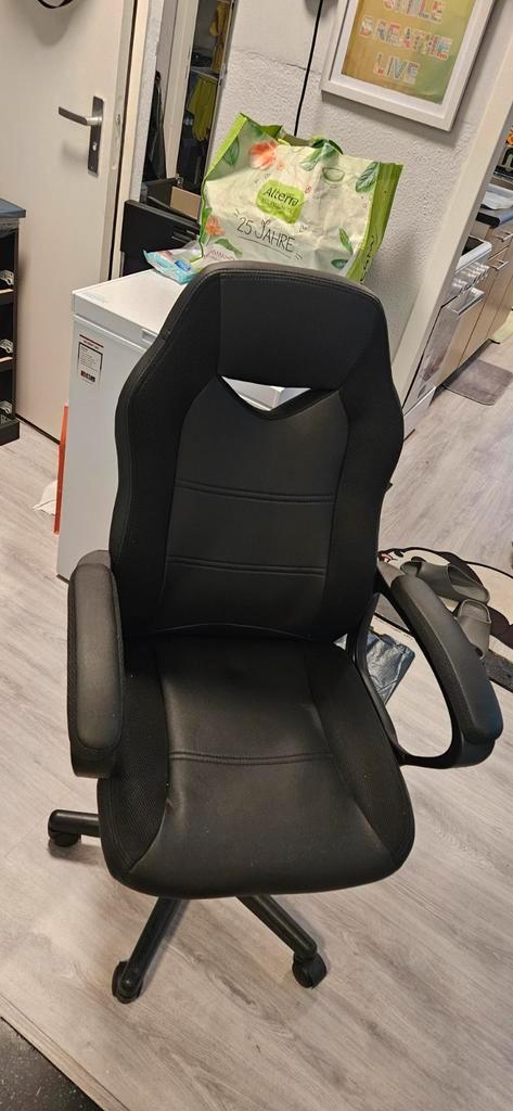 MOET WEG: Gaming Bureaustoel - Comfortabel en Stijlvol!, Huis en Inrichting, Bureaustoelen, Gebruikt, Bureaustoel, Zwart, Gaming bureaustoel