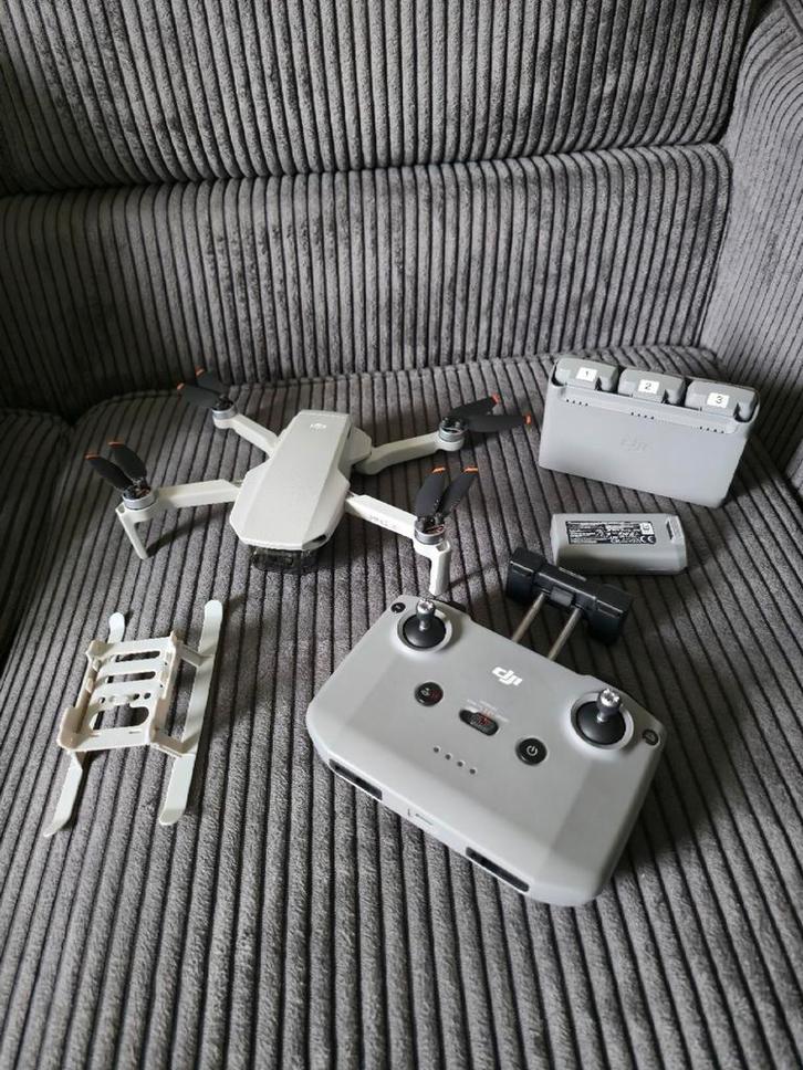 DJI Mini 2 SE Drone - Perfecte Starter Drone!, Audio, Tv en Foto, Drones, Zo goed als nieuw, Drone met camera, Ophalen of Verzenden