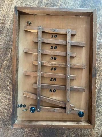 Made in Japan, oud houten knikker/behendigheidsspel beschikbaar voor biedingen