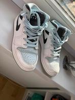Nike Jordans maat 38,5, Kleding | Dames, Schoenen, Ophalen, Zo goed als nieuw, Sneakers of Gympen