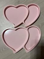 2x roze hartvorm plastic borden gratis, Ophalen, Overige materialen, Gebruikt, Bord(en)