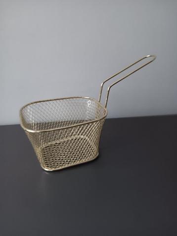 Gouden mini-frituurmand / serveermandje beschikbaar voor biedingen