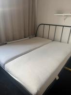 Spijlenbed 160x200 met matrassen en lattenbodem, Huis en Inrichting, Slaapkamer | Bedden, Ophalen, Gebruikt, Zwart, Tweepersoons