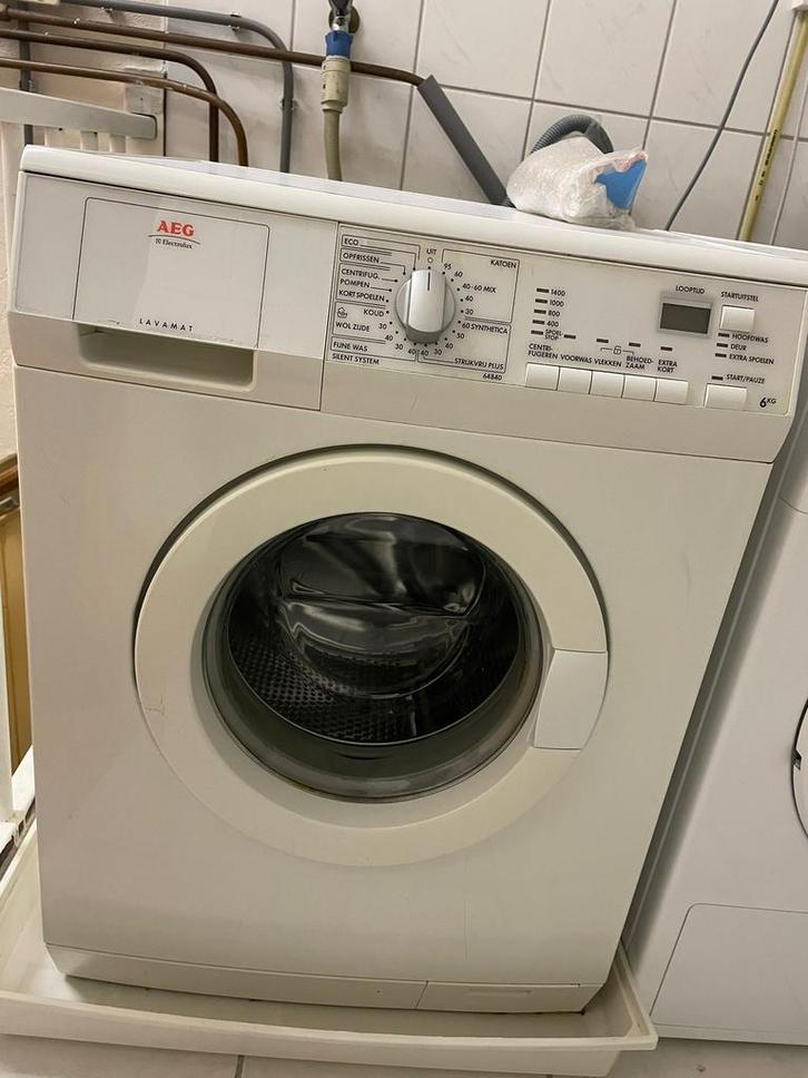 Wasmachine AEG, Witgoed en Apparatuur, Wasmachines, Gebruikt, Bovenlader, 4 tot 6 kg, 85 tot 90 cm, 1200 tot 1600 toeren, Energieklasse A of zuiniger